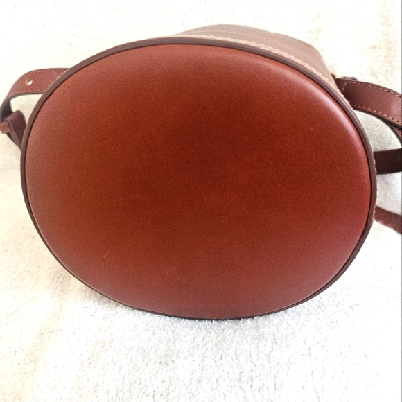 A.P.C. Sac Ambre Seau Small Bucket Bag ~ Hazelnut - Picture 6 of 10